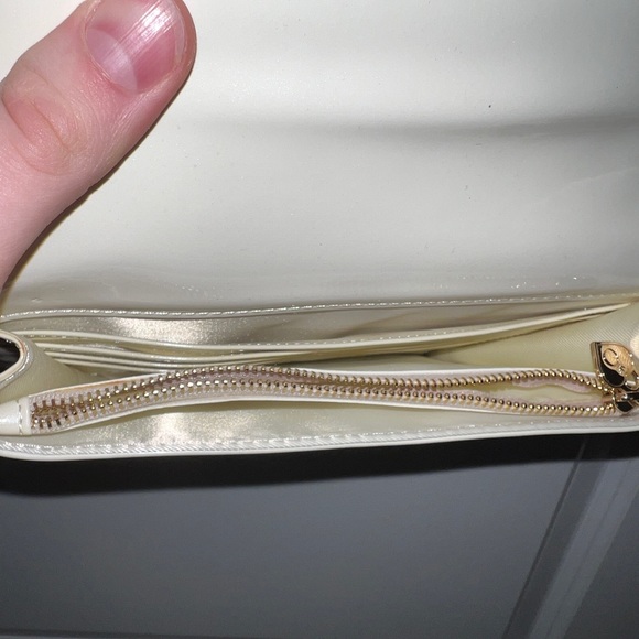 Pandora White Envelope Clutch Purse - Picture 5 of 6